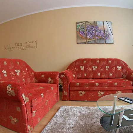Levendula Apartment *